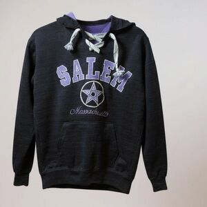Salem MA Hockey Lace-Up Hoodie Sweatshirt Pentagram Collegiate Graphic Black S